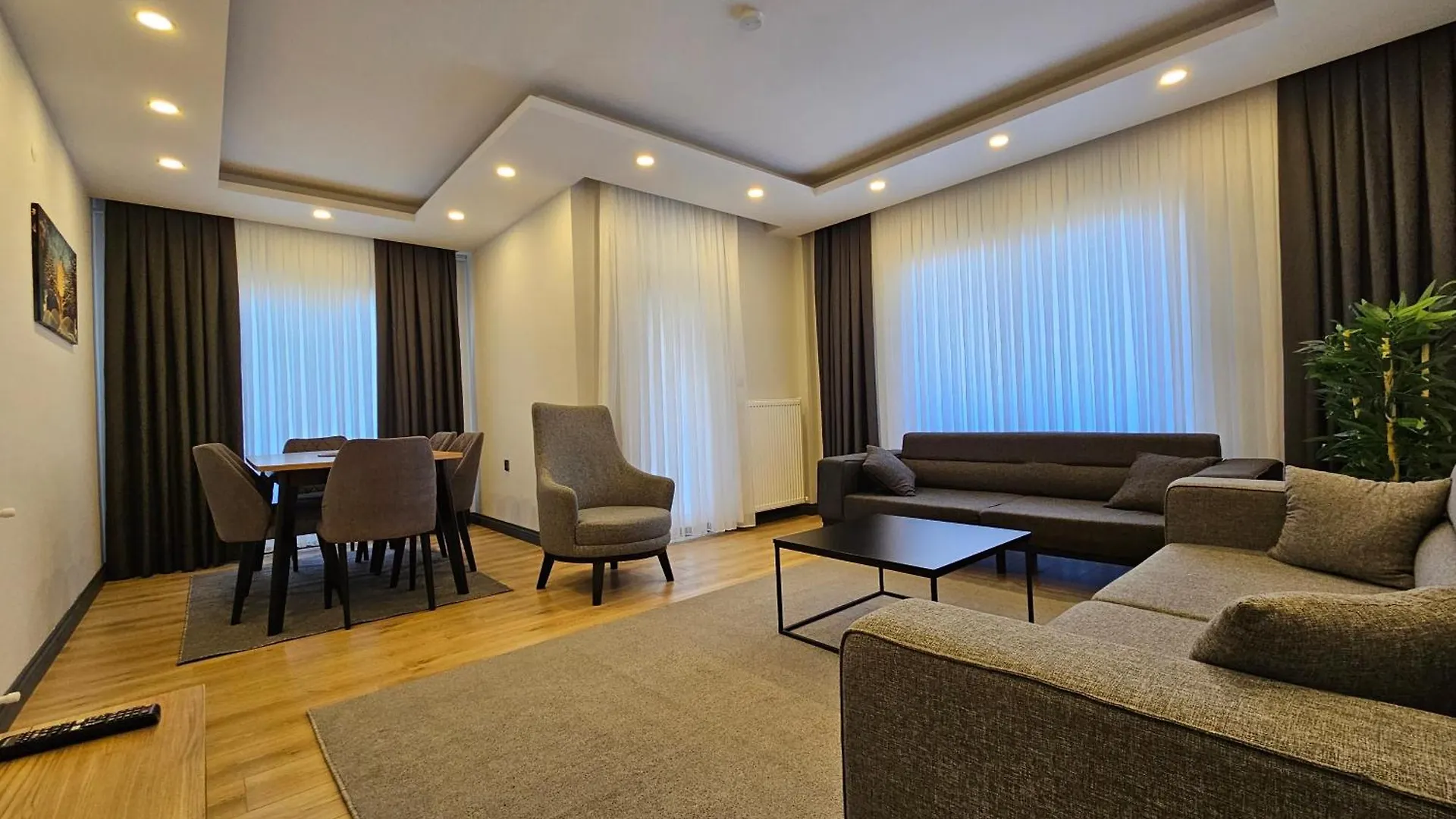 公寓 New Flat With Big Living Spaces 2-5 Near By Lara Beach 安塔利亚 土耳其